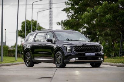 The new Carnival HEV 7