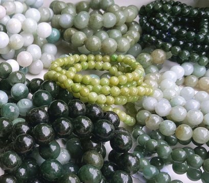 สร้อยข้อมือหยก 