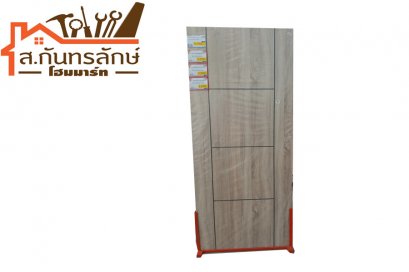 ประตูไม้เคลือบสี 80x180 G3 แบ่งกลาง4 ช่องลายปาร์เก้ดำ