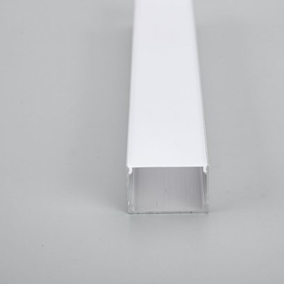 รางไฟเส้น อลูมิเนียมแบบติดลอย UR ฝาครอบขาวขุ่น 1M