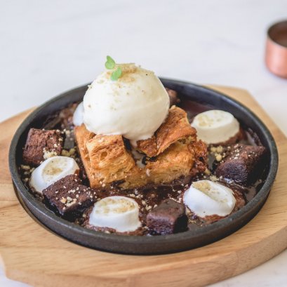 CHOCOLATE LUSCIOUS CROISSANT