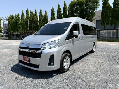 2020 Toyota Commuter 2.8 เกียร์ออโต้ ดีเซลTurbo