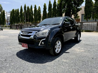 2017 ISUZU D-MAX SPACE CAB 3.0 V-Cross Z 4WD เกียร์ธรรมดา