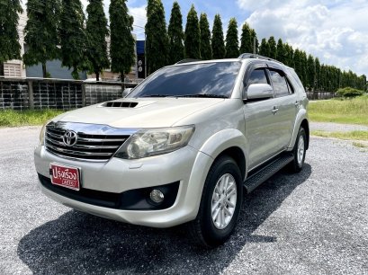 2012 Toyota Fortuner 3.0 V 4WD เกียร์ออโต้