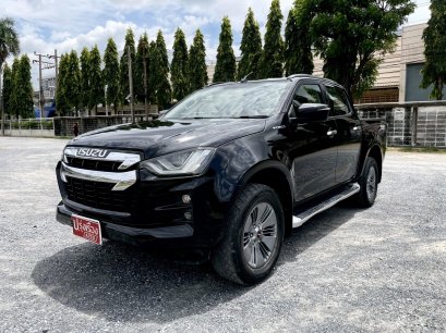 2020 ISUZU ALL NEW D-MAX Double Cab 3.0 Z V-CROSS 4WD เกียร์ธรรมดา
