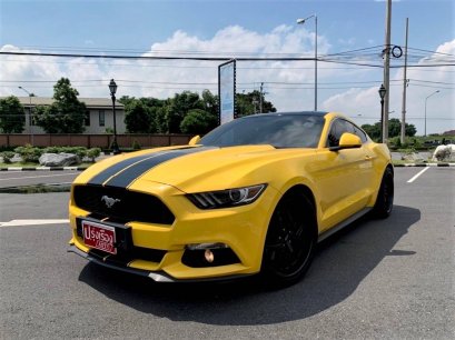 2017 Ford Mustang 2.3 Ecoboost เกียร์ออโต้ สีเหลือง