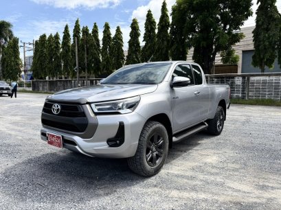 2020 Toyota Hilux Revo 2.4 MID Smart cab 4WD เกียร์ธรรมดา