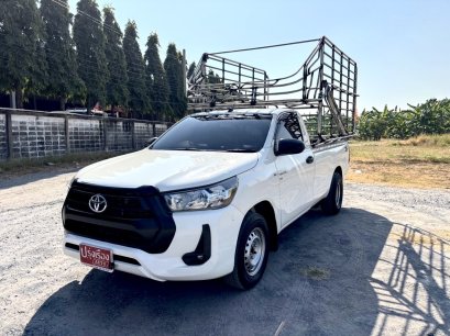 2021 Toyota Hilux Revo 2.8 Single Cab ENTRY ตอนเดียว เพลาลอย เกียร์ธรรมดา สีขาว