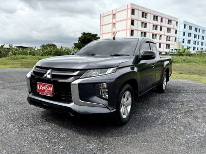 2022 Mitsubishi all new trition 2.5 GLX MEGA CAB เกียร์ธรรมดา