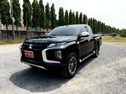 2020 Mitsubishi Triton 2.4 Mega Cab GT Plus เกียร์ธรรมดา