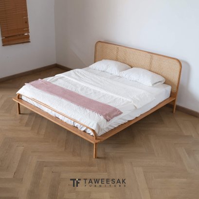 Sista เตียงไม้สักผสมหวายสไตล์นอร์ดิก BE113