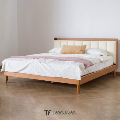 Sunlight เตียงไม้สักบุเบาะ BE212