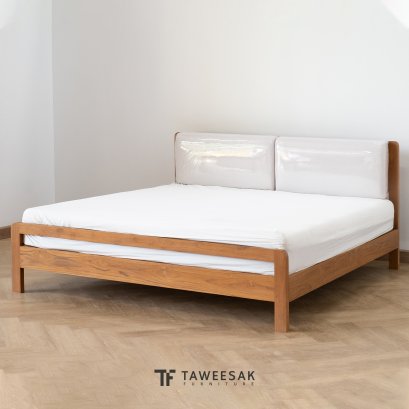 Pudding เตียงไม้สักบุเบาะ BE210