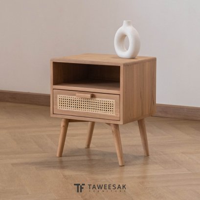 ตู้ข้างเตียงไม้สักบุหวายมินิมอล CB064