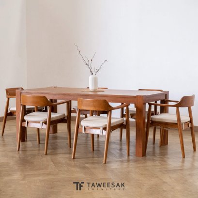 ชุดโต๊ะอาหารไม้สัก DS247