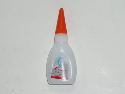 กาวร้อน