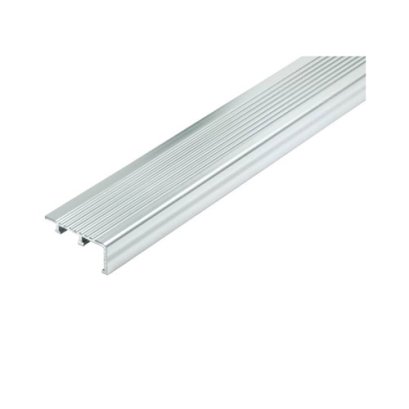 TPN452010 จมูกบันไดอลูมิเนียม ( 4.5x2.0m ) สีงา