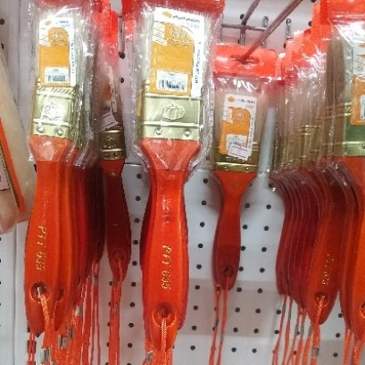 30120 แปรงทาสีขนขาว 1.5นิ้ว No.635 PUMKPIN