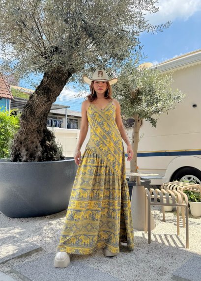 Maxi Dress ผ้าพิมพ์ลายช้าง ลายลิขสิทธิ์ของเบเนล่า