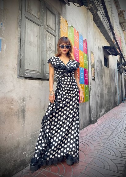 Ruffle Dress Polka Dot  จากผ้า Polyester