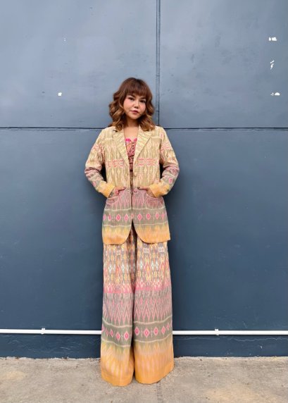 Set Blazer จากผ้ามัดหมี่ ของดี จ.ลพบุรี