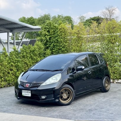 HONDA JAZZ 1.5 SV ปี57