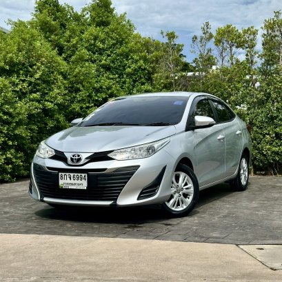 TOYOTA YARIS ATIV 1.2 E ปี62 (12/6/69)