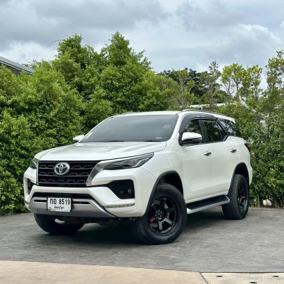 TOYOTA FORTUNER 2.4 V ปี63