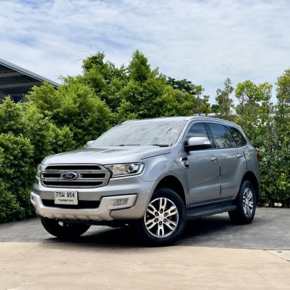 FORD EVEREST 2.2 TITANIUM ปี61
