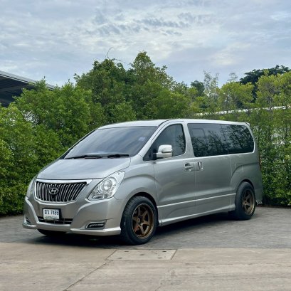 HYUNDAI H-1 2.5 ELITE ปี59