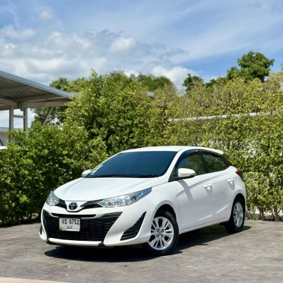 TOYOTA YARIS 1.2 E ปี61