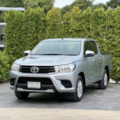 TOYOTA HILUX REVO 4DR 2.4 E ปี61