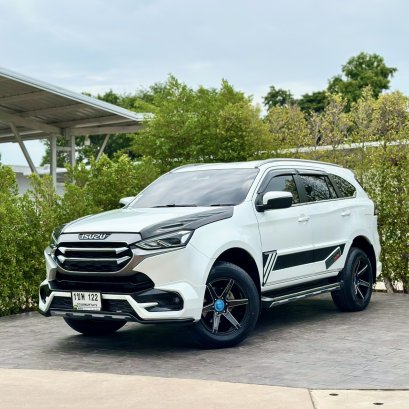 ISUZU MU-X 3.0 ULTIMATE ปี64