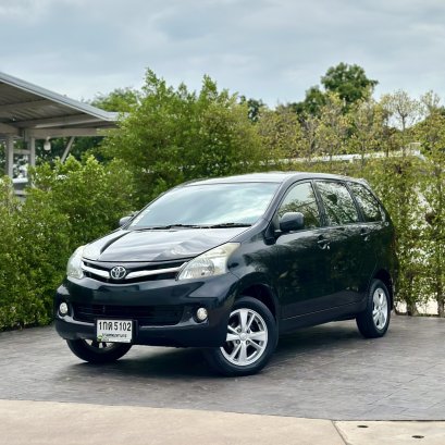 TOYOTA AVANZA 1.5 G ปี55