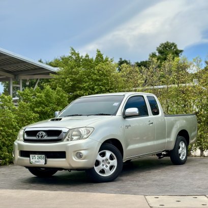 TOYOTA HILUX VIGO CAB 2.5 G ปี54