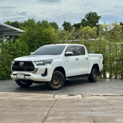TOYOYA HILUX REVO 4DR 2.4 PRERUNNER MID ปี65