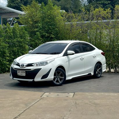 TOYOTA YARIS ATIV 1.2 E ปี62