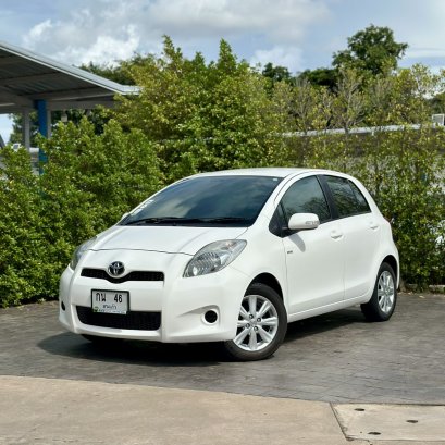 TOYOTA YARIS 1.5 E ปี56