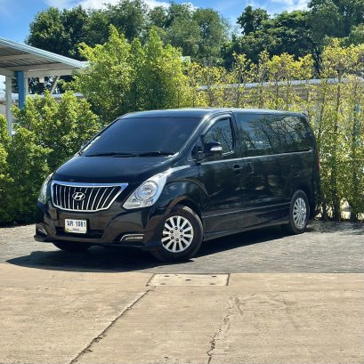 HYUNDAI H-1 2.5 DELUXE ปี60