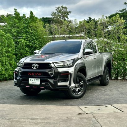 TOYOTA HILUX REVO CAB 2.4 PRERUNNER E ปี64