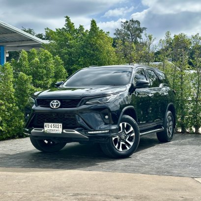 TOYOTA FORTUNER 2.4 LEADER V ปี66