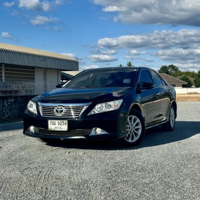 TOYOTA CAMRY 2.0 G ปี57