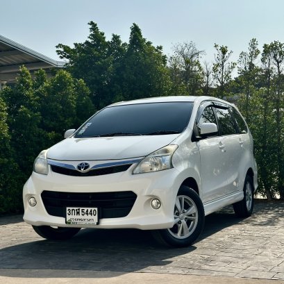 TOYOTA AVANZA 1.5 S ปี58