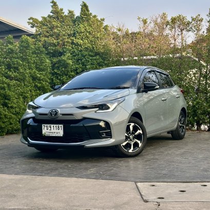 TOYOTA YARIS 1.2 PREMIUM BLACK ROOF ปี69