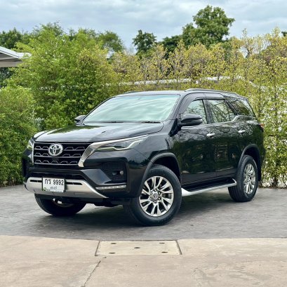 TOYOTA FORTUNER 2.4 V ปี63