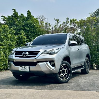 TOYOTA FORTUNER 2.4 V ปี61