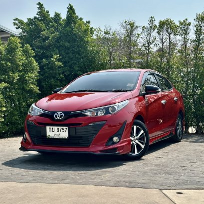 TOYOTA YARIS ATIV 1.2 S+ ปี62