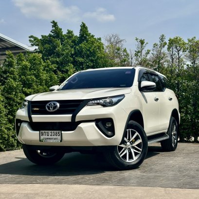 TOYOTA FORTUNER 2.4 V ปี63