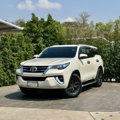 TOYOTA FORTUNER 2.4 V 4WD ปี62