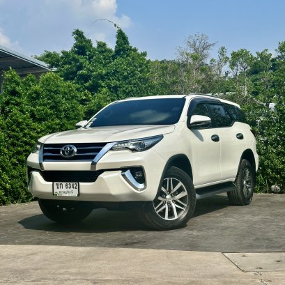 TOYOTA FORTUNER 2.4 V ปี62